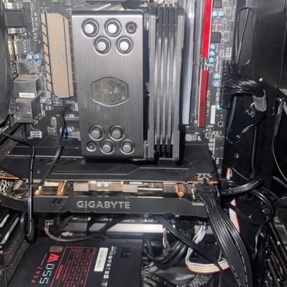 .Very strong gaming pc see specs below - Picture 1 of 1